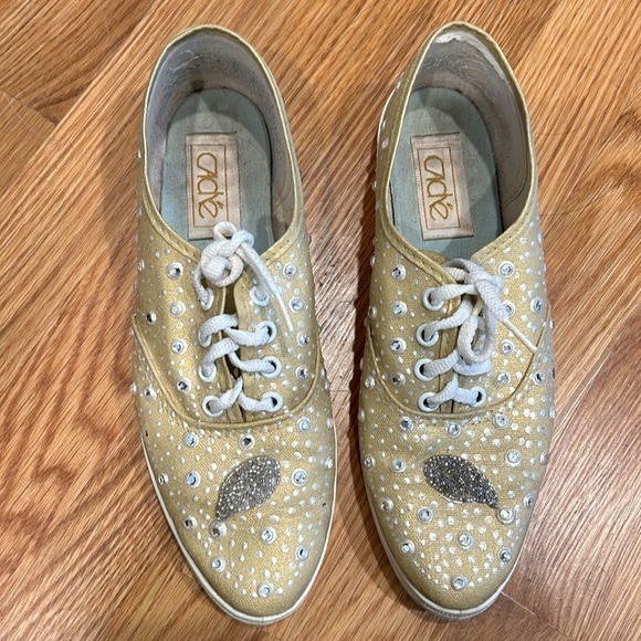 Vintage Cache bundle of 2 hand painted embellished sneakers women’s size 7 - Picture 2 of 16